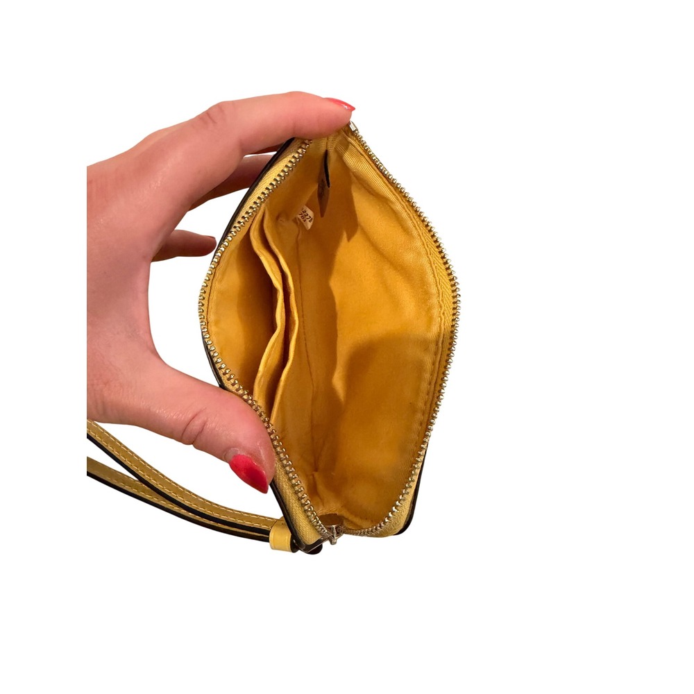 Coach Corner Zip Wristlet Yellow Floral Wildflower Leather Clutch Bag 27270 - Picture 2 of 3